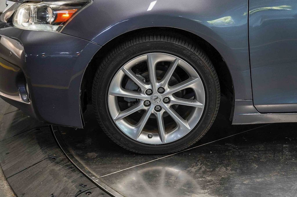 Thumbnail: 2013 Lexus CT - 4