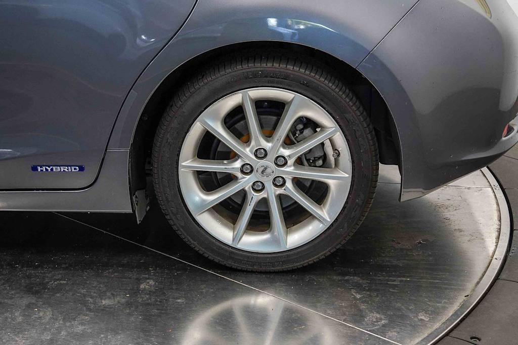 Thumbnail: 2013 Lexus CT - 21