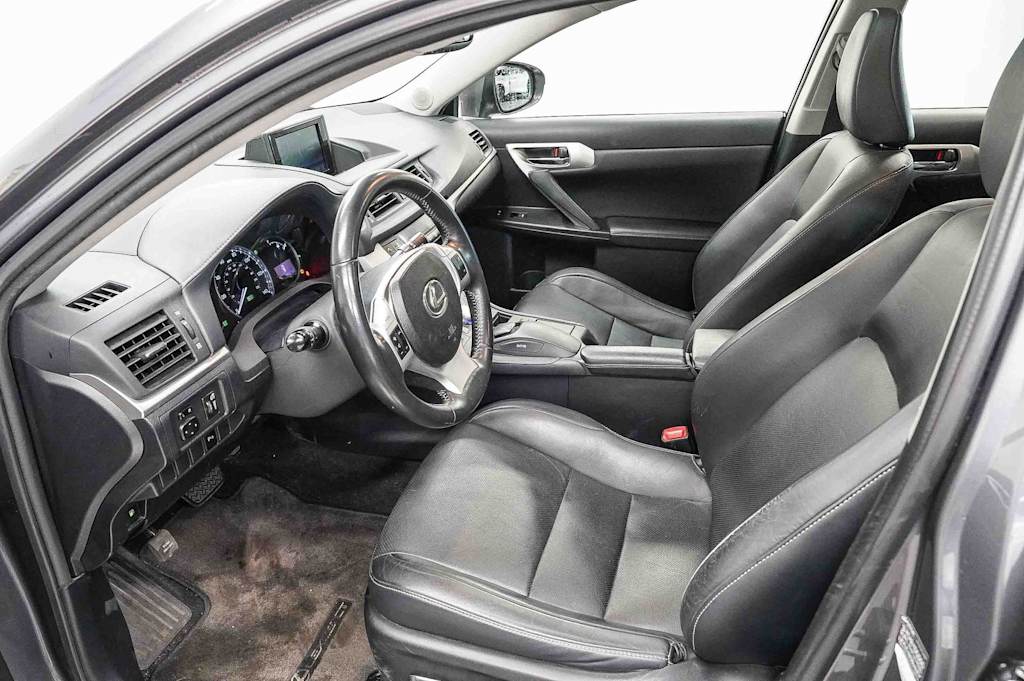 Thumbnail: 2013 Lexus CT - 8