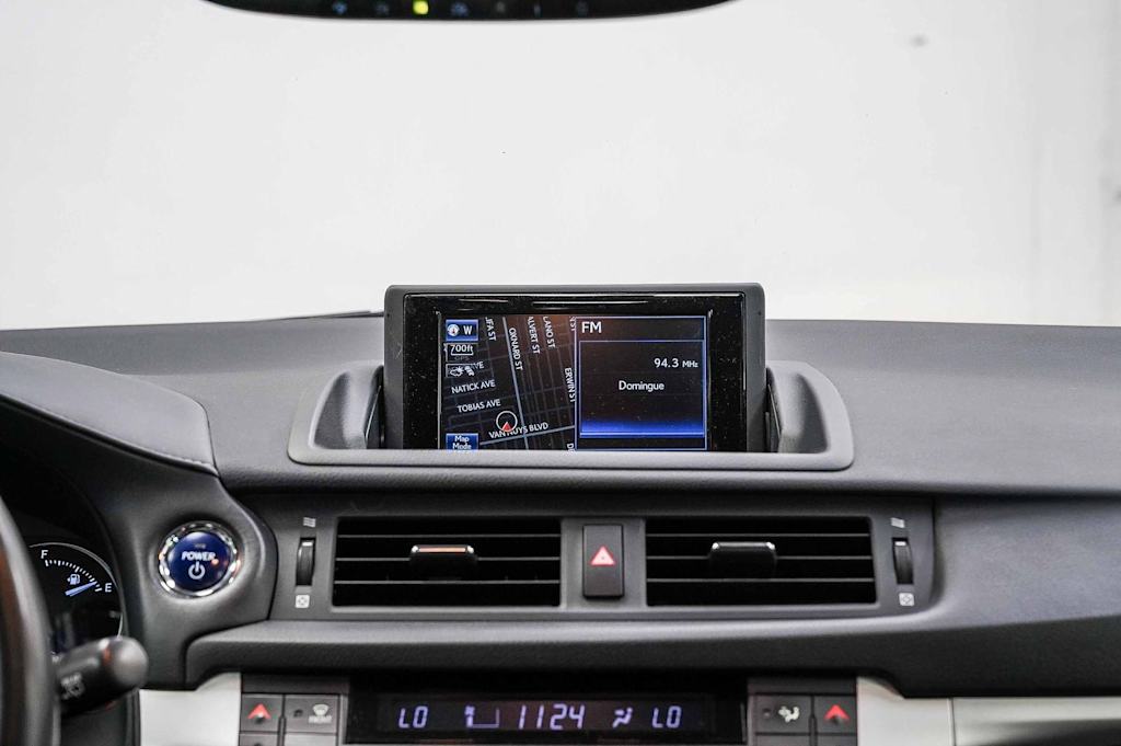 Thumbnail: 2013 Lexus CT - 12