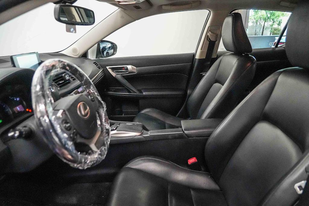 Thumbnail: 2015 Lexus CT - 11