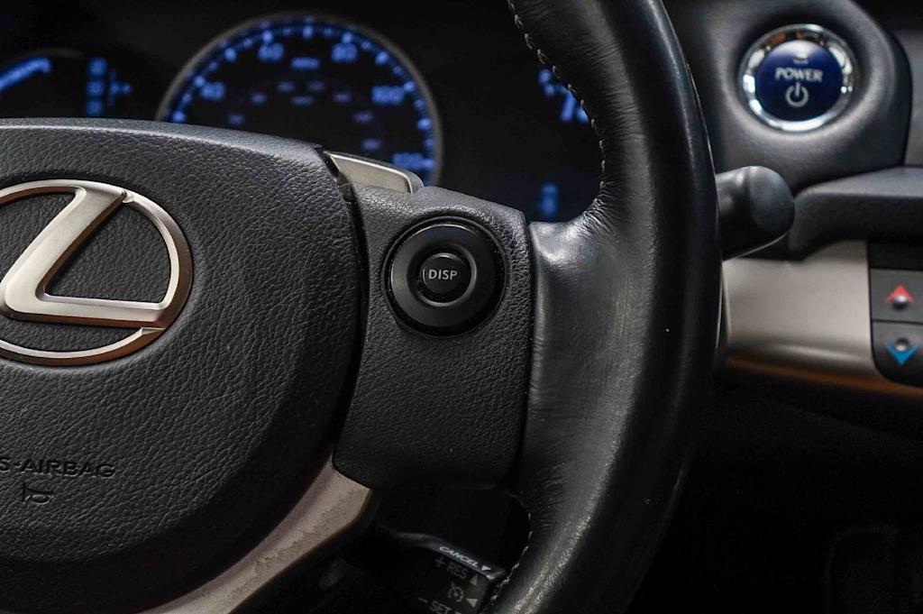 Thumbnail: 2015 Lexus CT - 24