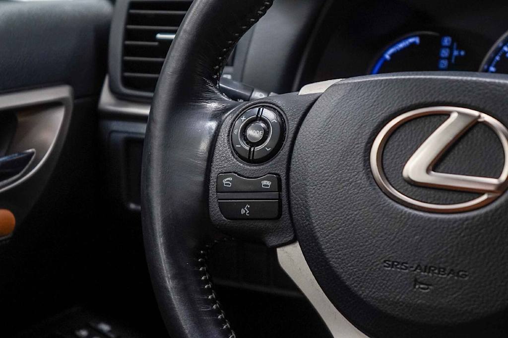 Thumbnail: 2015 Lexus CT - 23