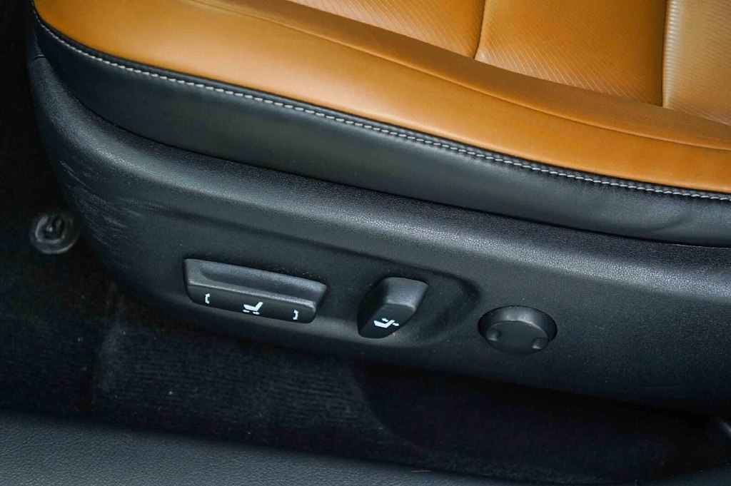 Thumbnail: 2015 Lexus CT - 27