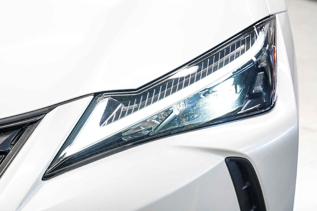 Thumbnail: 2024 Lexus UX - 21