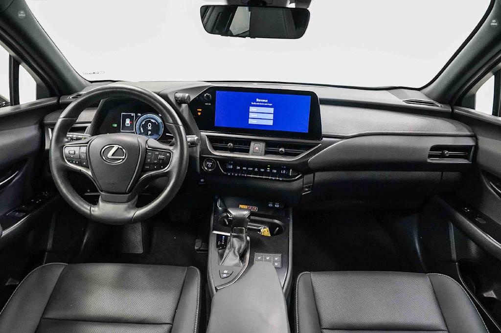 Thumbnail: 2024 Lexus UX - 2