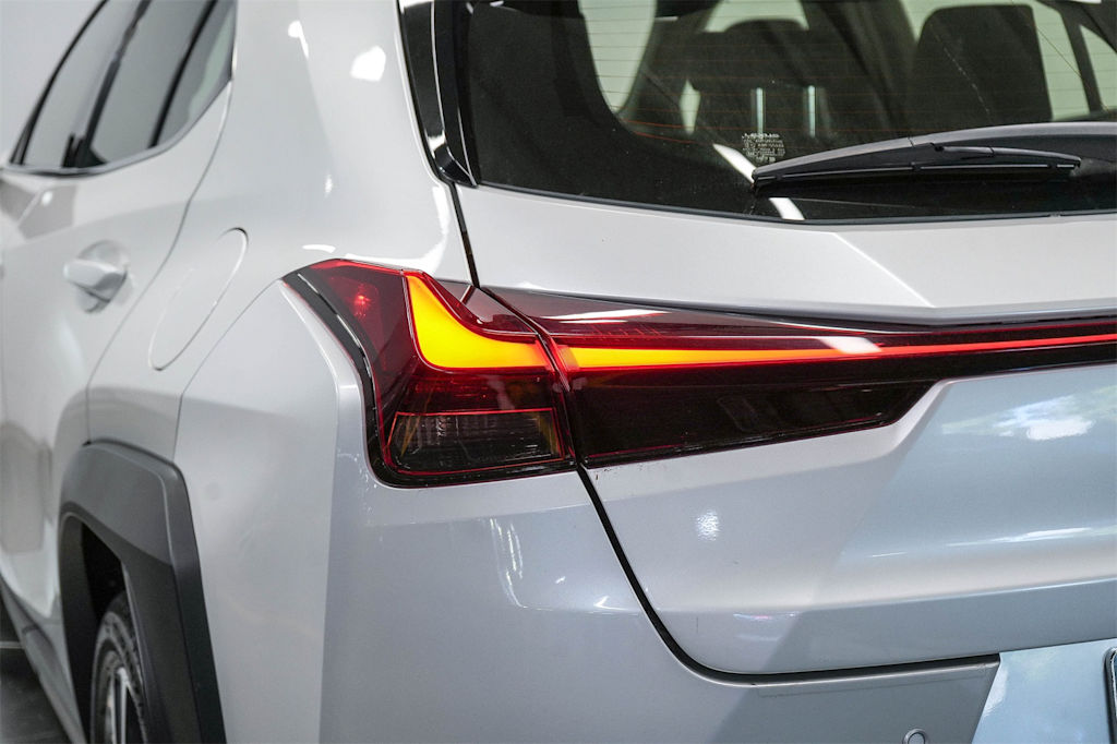 2024 Lexus UX 250h 21