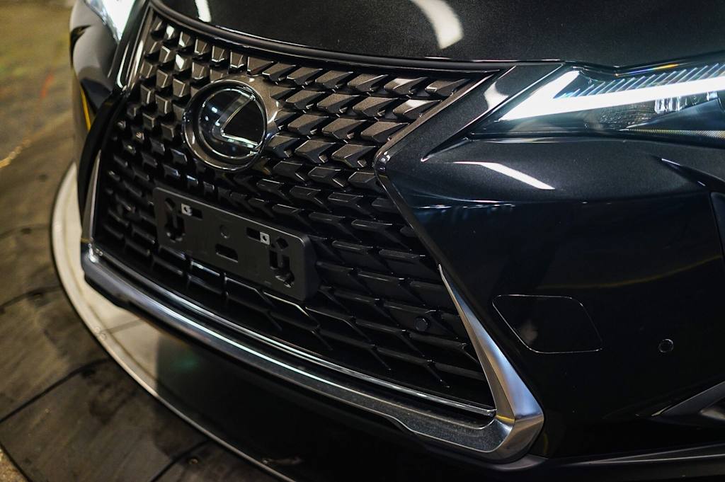 Thumbnail: 2024 Lexus UX - 5