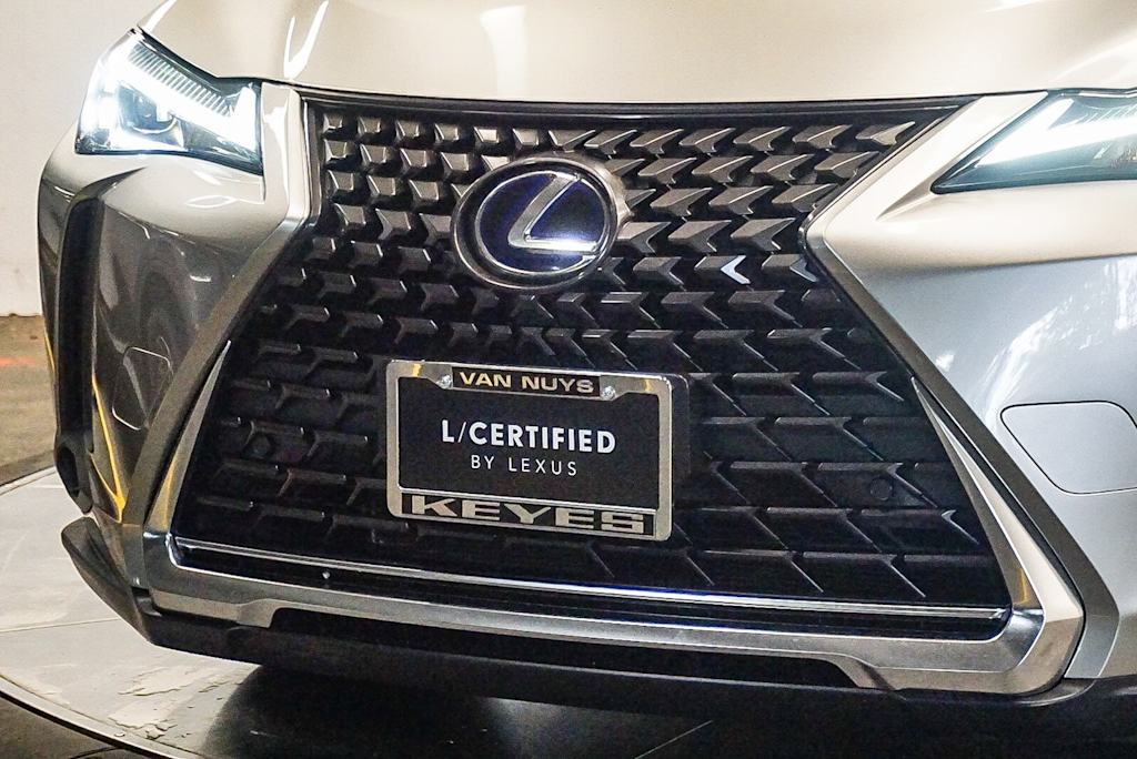 Thumbnail: 2022 Lexus UX - 13