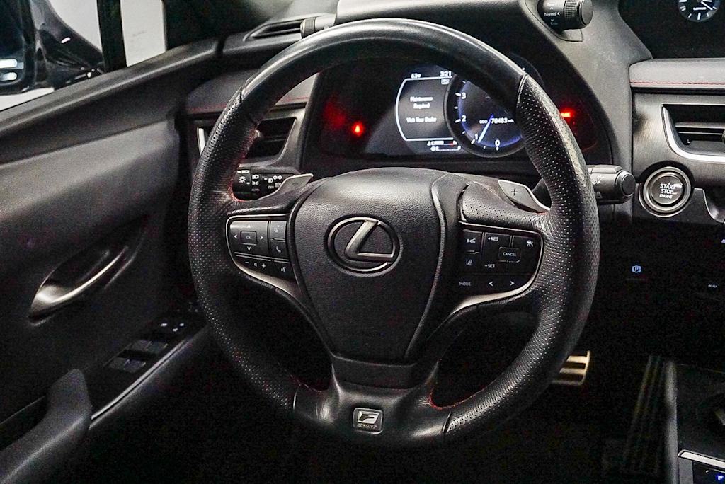 Thumbnail: 2019 Lexus UX - 11