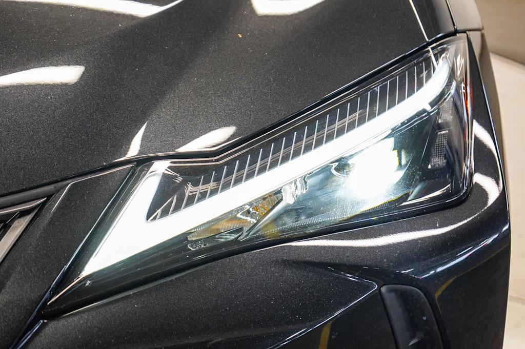 Thumbnail: 2025 Lexus UX - 21