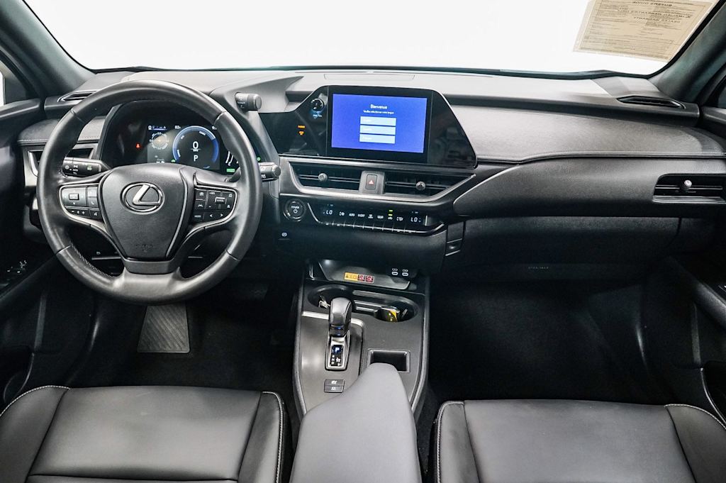 Thumbnail: 2025 Lexus UX - 2