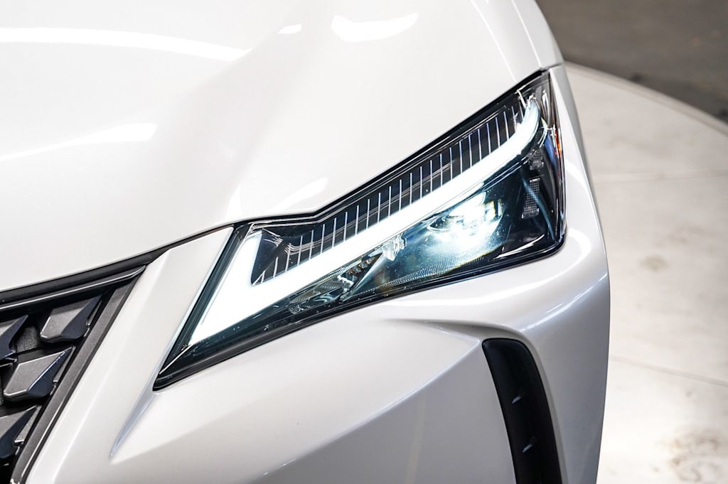 Thumbnail: 2025 Lexus UX - 21
