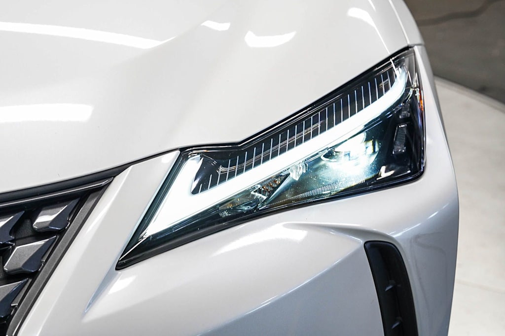 Thumbnail: 2025 Lexus UX - 20