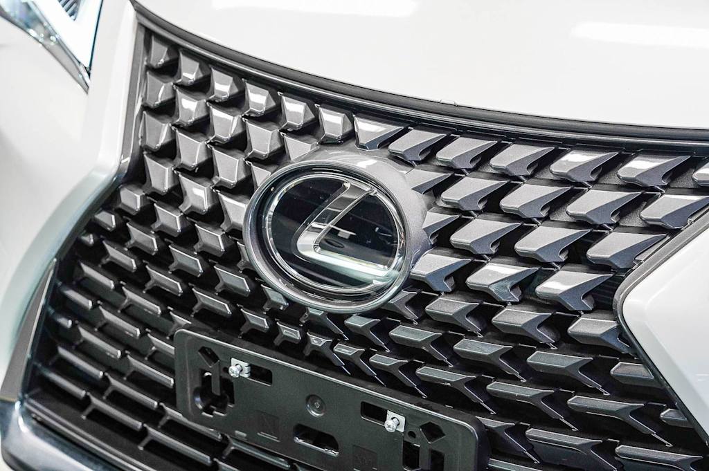 Thumbnail: 2025 Lexus UX - 6
