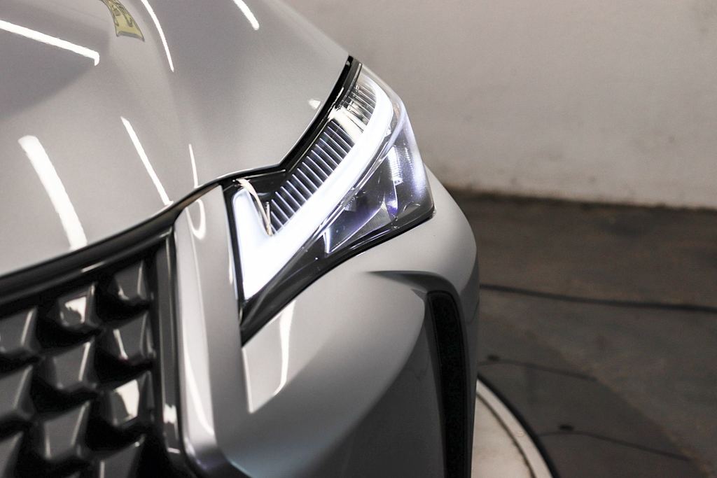 Thumbnail: 2025 Lexus UX - 17