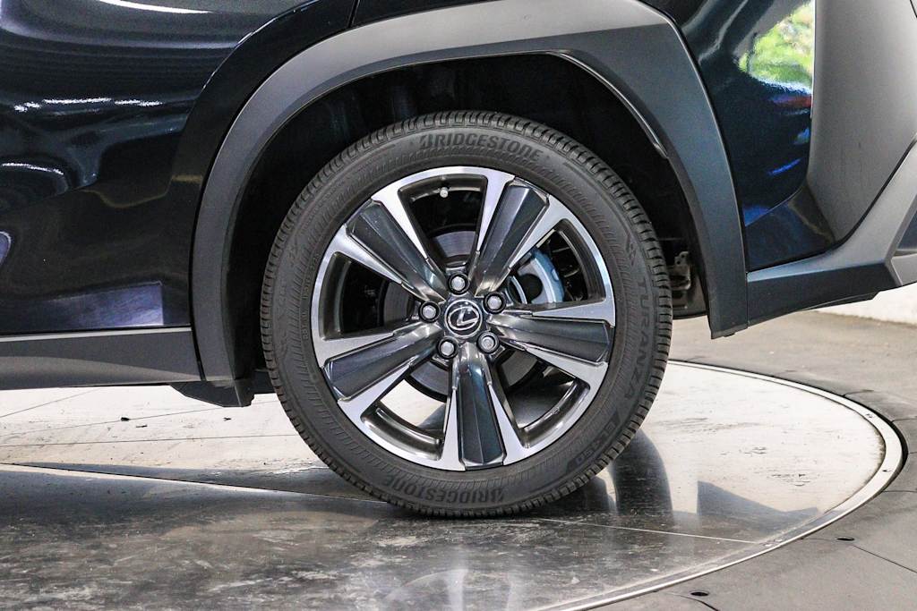 Thumbnail: 2025 Lexus UX - 20