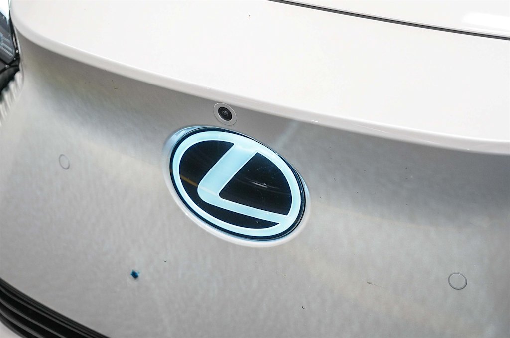 Thumbnail: 2024 Lexus RZ - 5