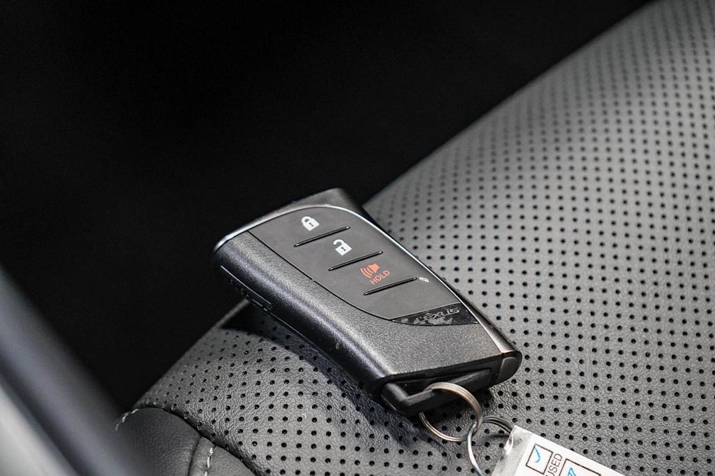 Thumbnail: 2025 Lexus RZ - 17