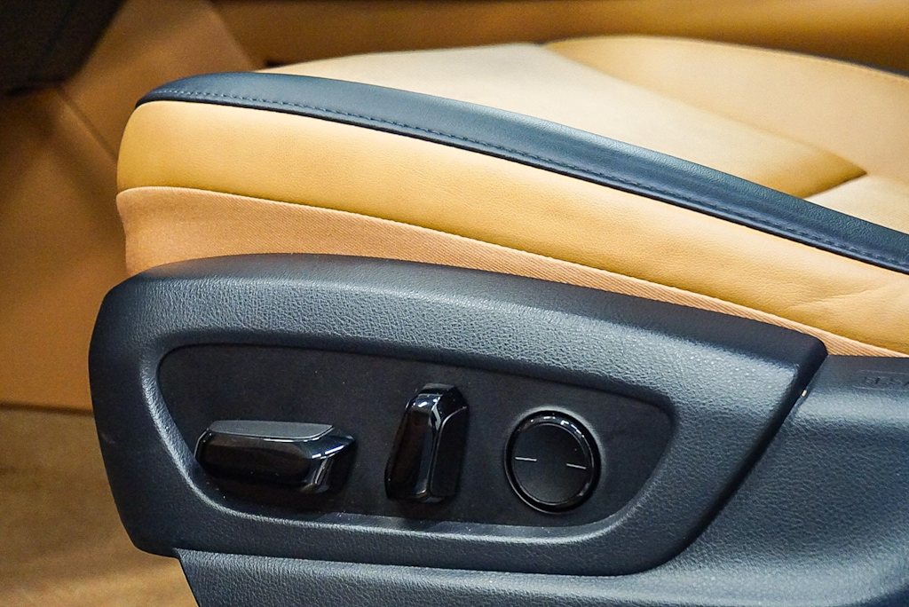 Thumbnail: 2024 Lexus RZ - 25