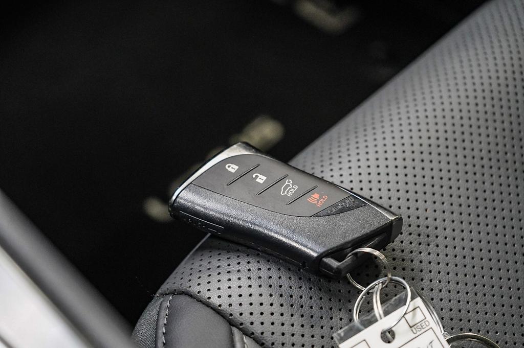 Thumbnail: 2024 Lexus RZ - 17