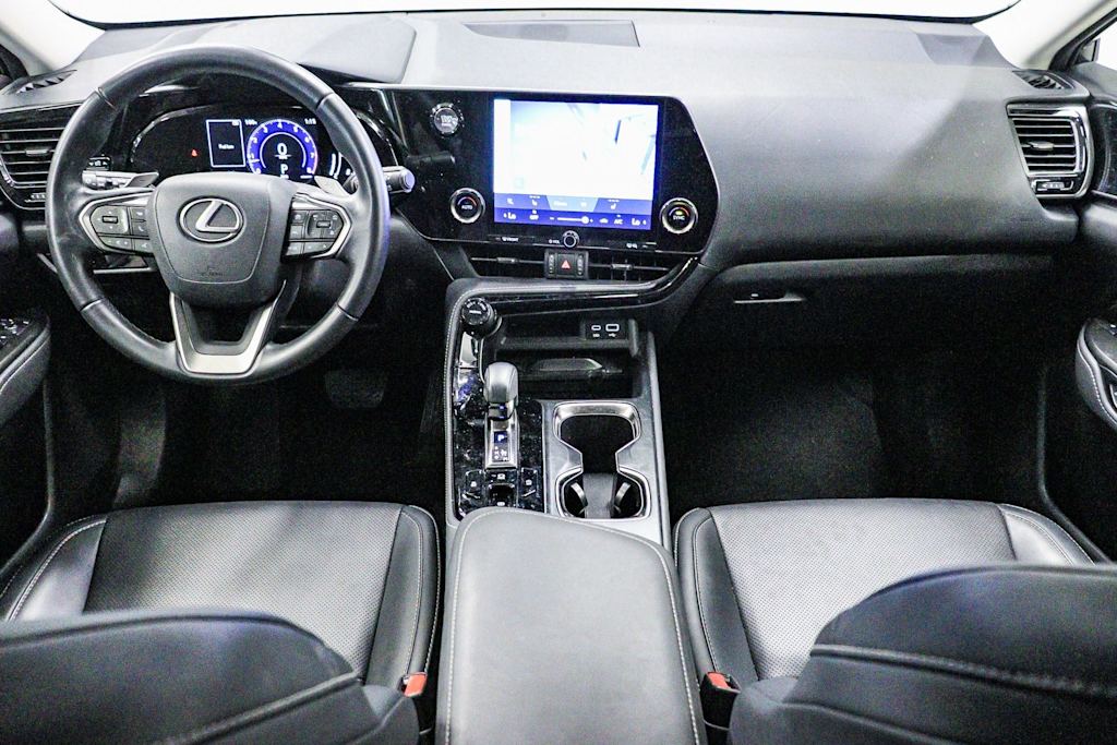 Thumbnail: 2025 Lexus ES - 2