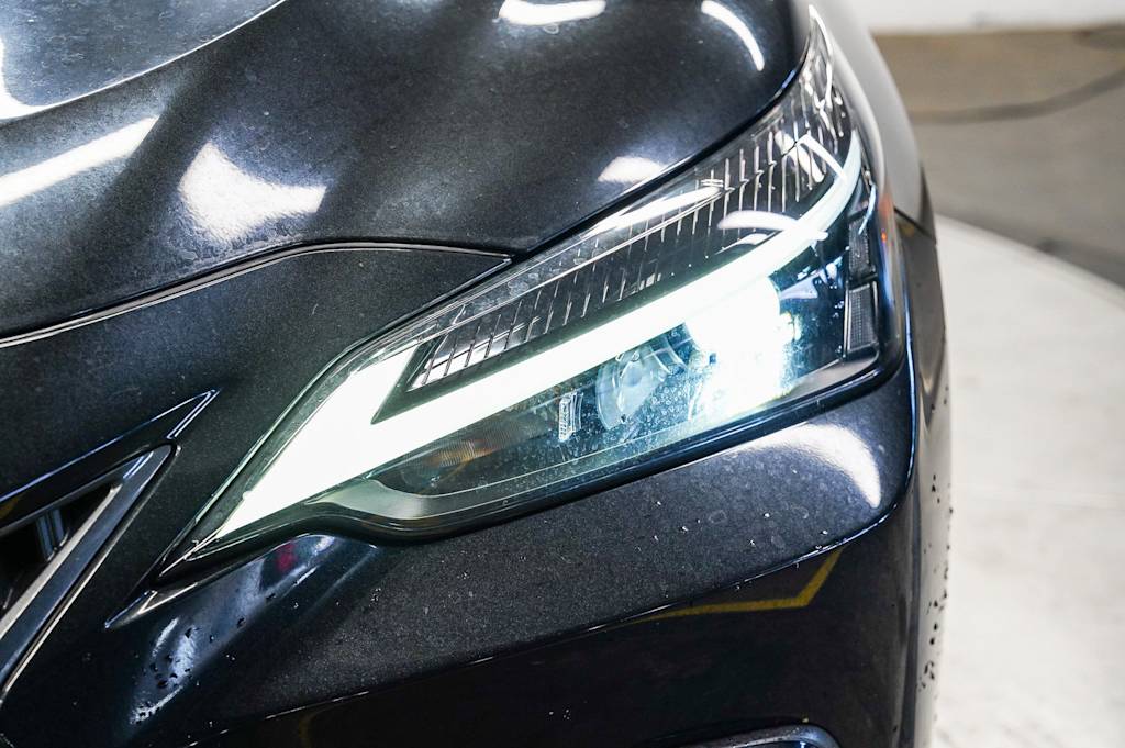 Thumbnail: 2024 Lexus ES - 19