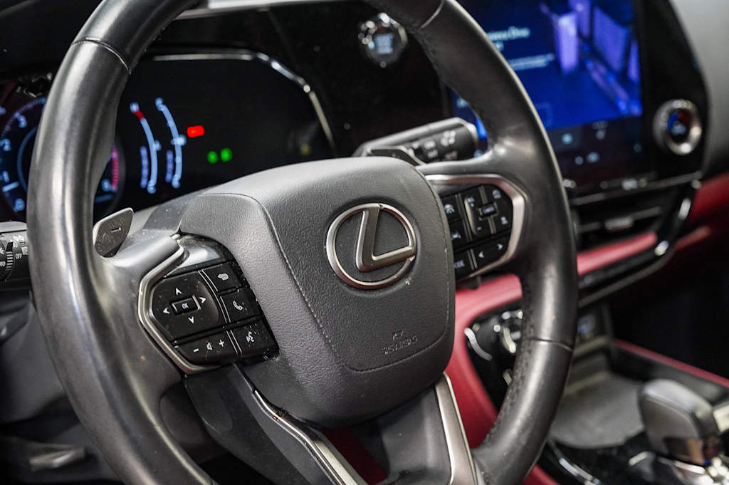Thumbnail: 2024 Lexus ES - 11