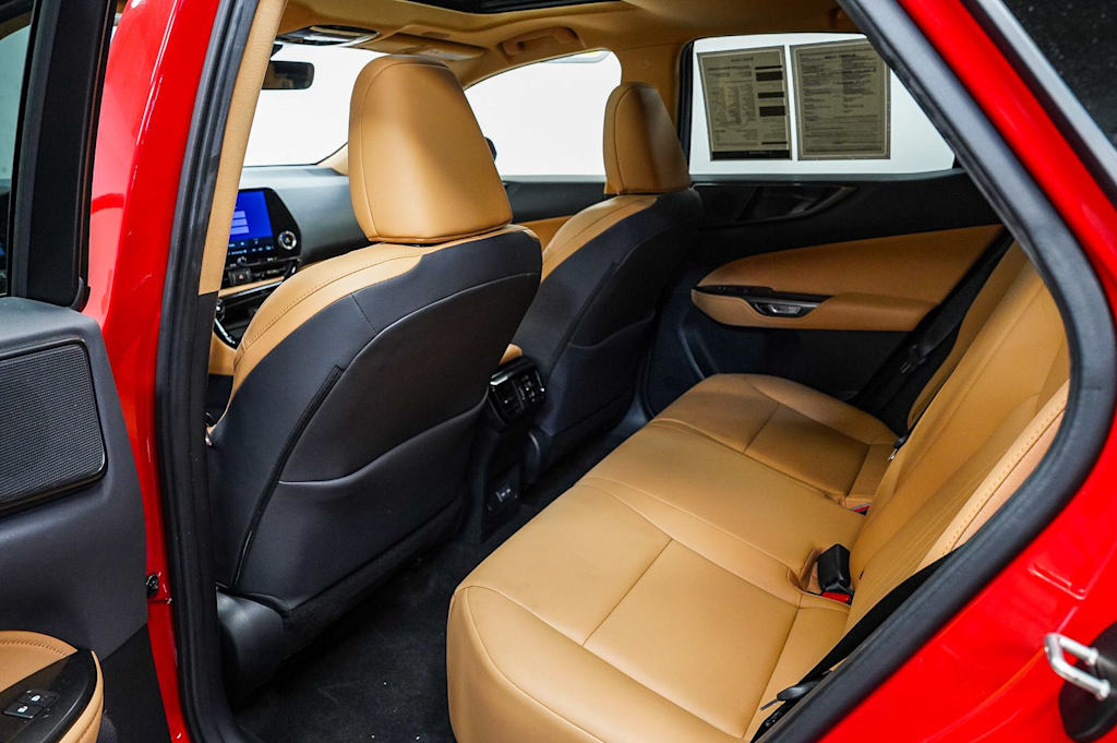 Thumbnail: 2024 Lexus ES - 11