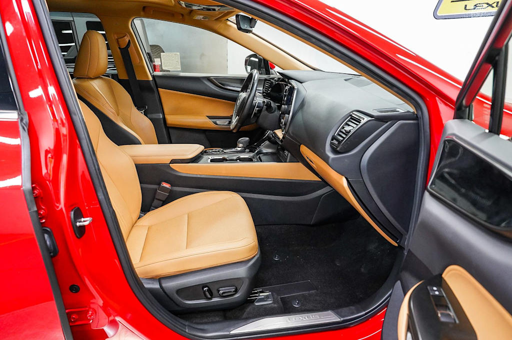 Thumbnail: 2024 Lexus ES - 9
