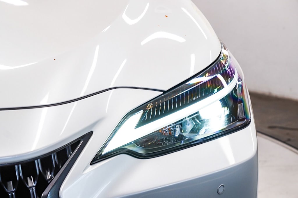 Thumbnail: 2025 Lexus ES - 20