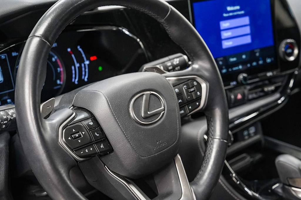Thumbnail: 2024 Lexus ES - 13