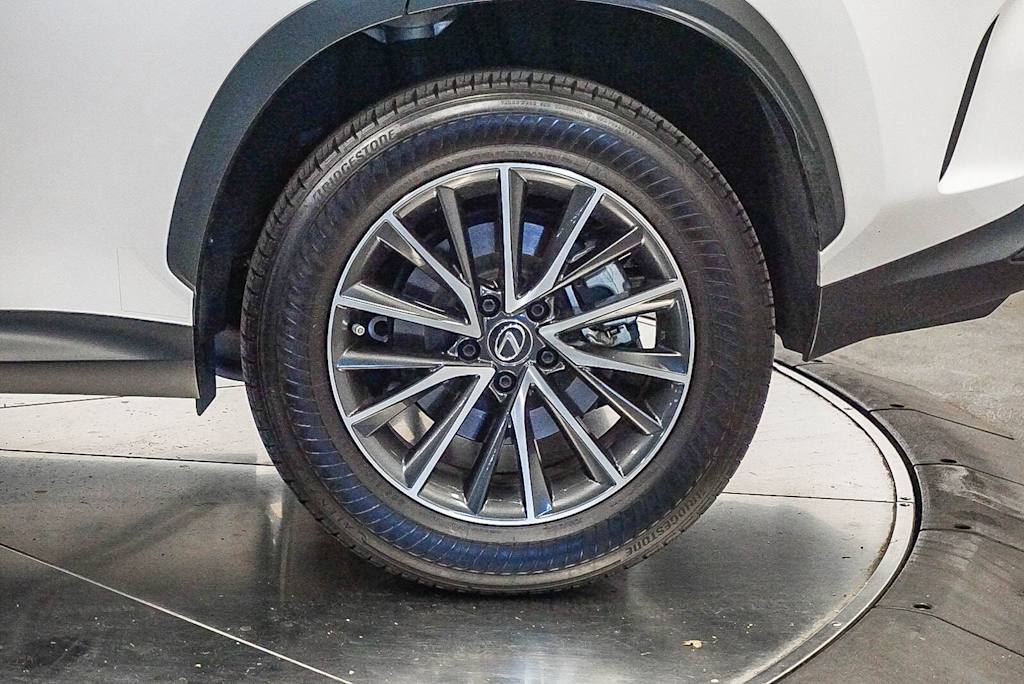 Thumbnail: 2024 Lexus ES - 20