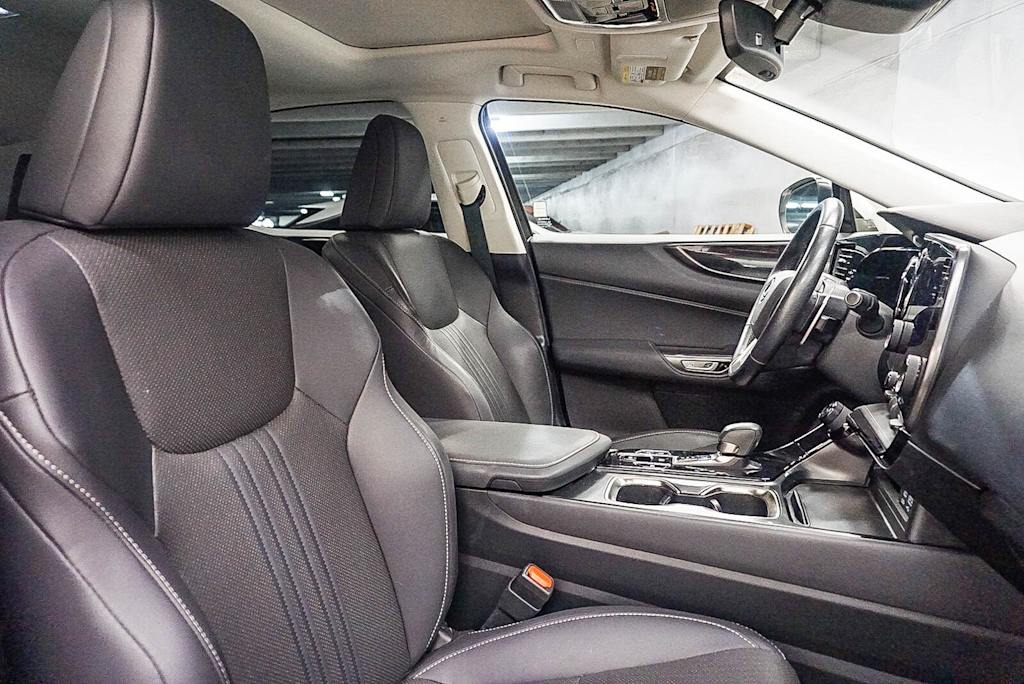 Thumbnail: 2024 Lexus ES - 8