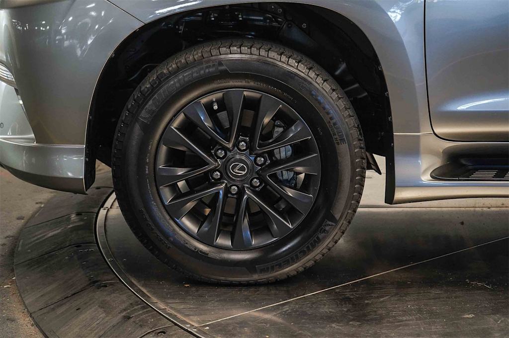 Thumbnail: 2023 Lexus GX - 7