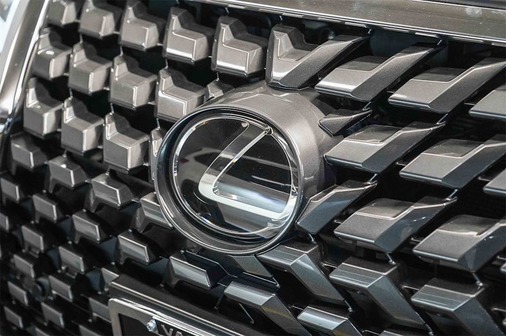Thumbnail: 2023 Lexus GX - 6