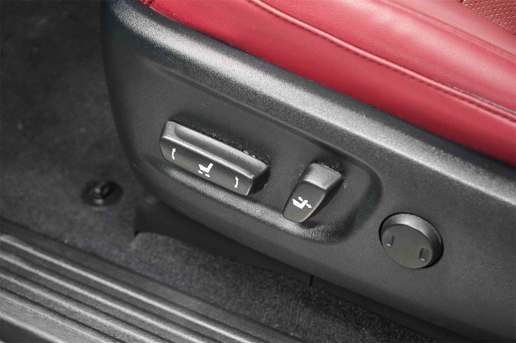 Thumbnail: 2023 Lexus GX - 29