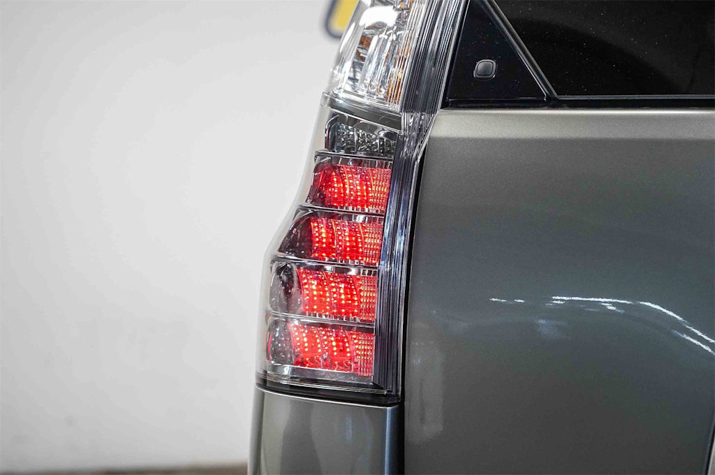 Thumbnail: 2023 Lexus GX - 24