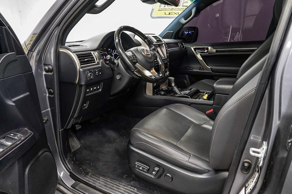 Thumbnail: 2021 Lexus GX - 11