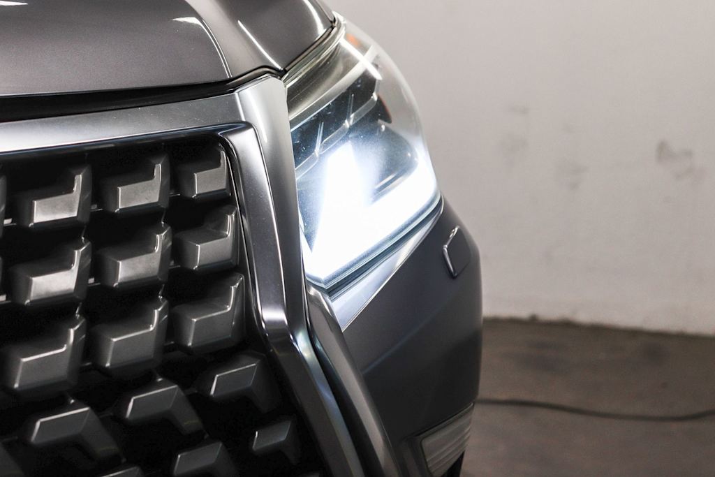 Thumbnail: 2021 Lexus GX - 14