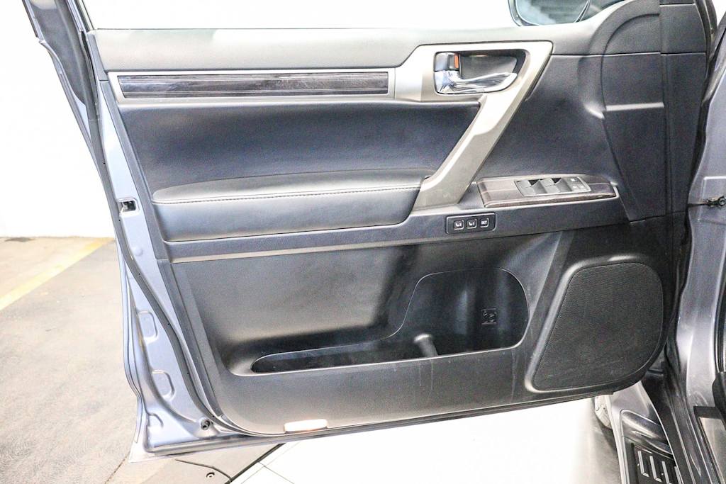 Thumbnail: 2021 Lexus GX - 27