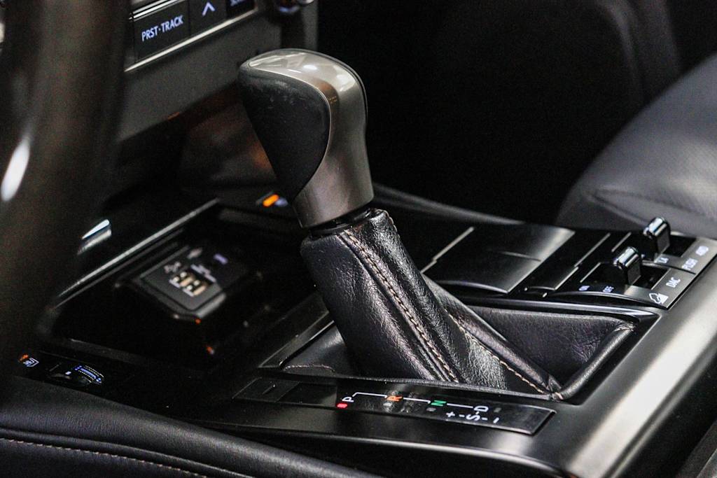 Thumbnail: 2021 Lexus GX - 25