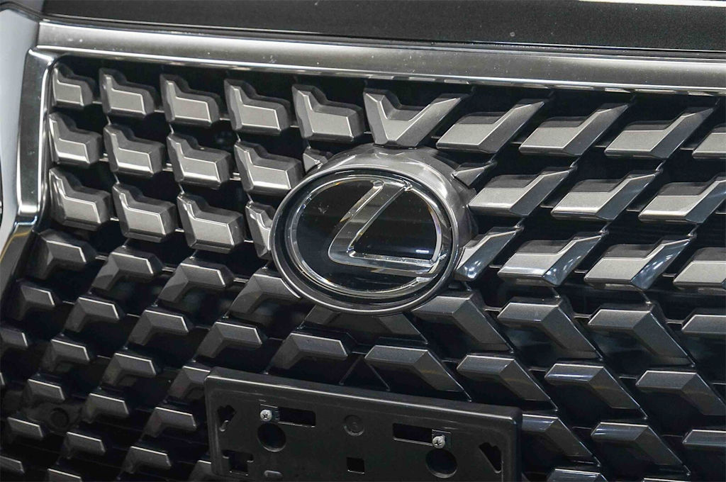 Thumbnail: 2023 Lexus GX - 6