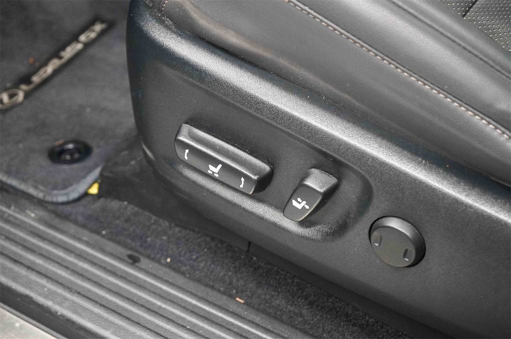 Thumbnail: 2023 Lexus GX - 28