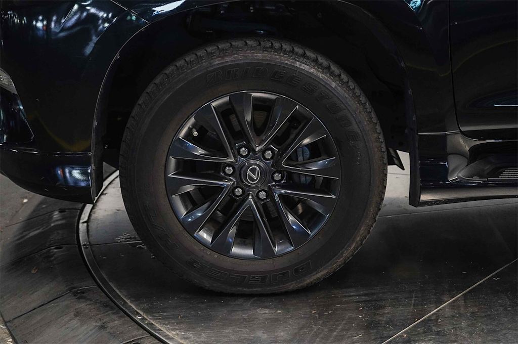 Thumbnail: 2023 Lexus GX - 7