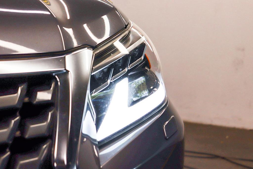 Thumbnail: 2021 Lexus GX - 17