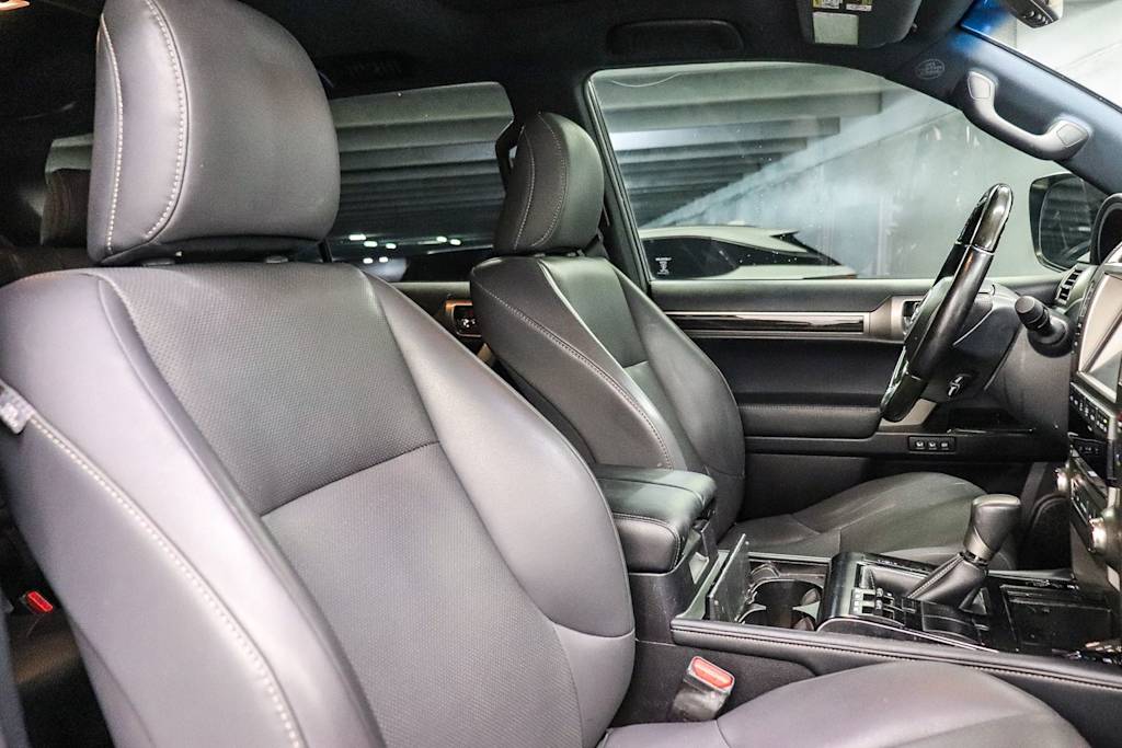Thumbnail: 2021 Lexus GX - 10