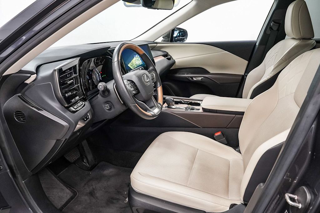 Thumbnail: 2024 Lexus RX - 10