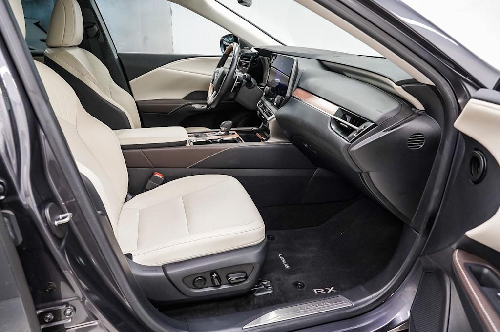 Thumbnail: 2024 Lexus RX - 9