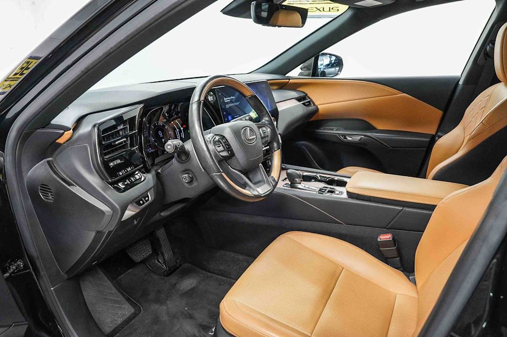Thumbnail: 2024 Lexus RX - 12